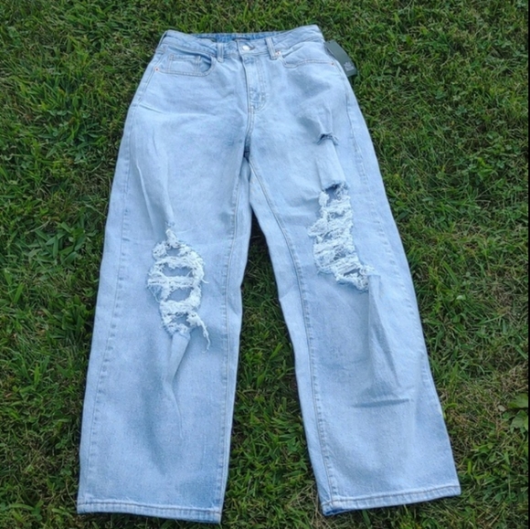 😎WILD FABLE Super High Rise Distressed Baggy Jeans, pants distressed New WoW!! - Picture 2 of 16